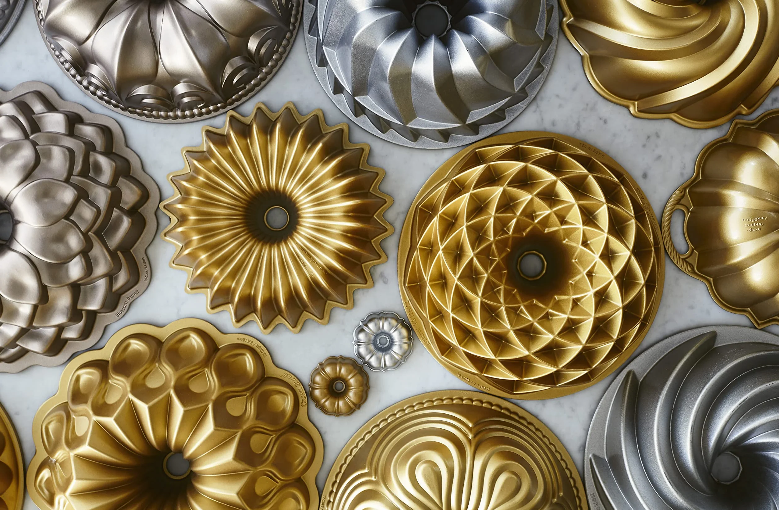 Bundt: 120 recipes for every occasion, from everyday bakes to fabulous celebration cakes